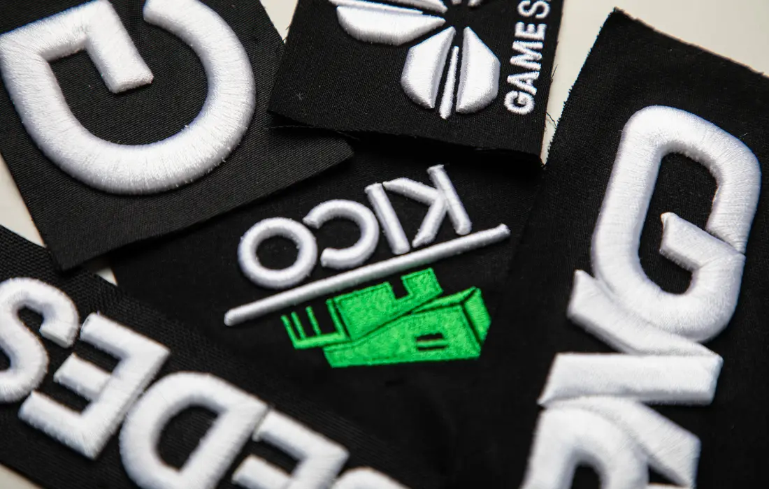 Strojové vyšívání na textil obrázek 12 Strojové vyšívání na textil obrázek 11