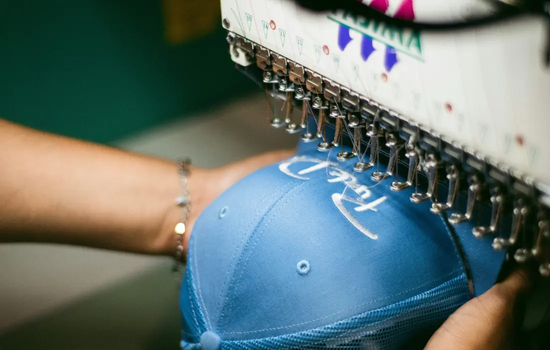 Strojové vyšívání na textil obrázek 10 Strojové vyšívání na textil obrázek 9
