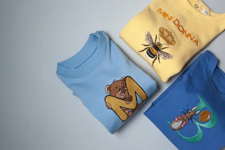 Logo-Stickerei auf Textil obrázek 41